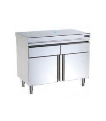 Mueble con cajones y puertas batientes 700